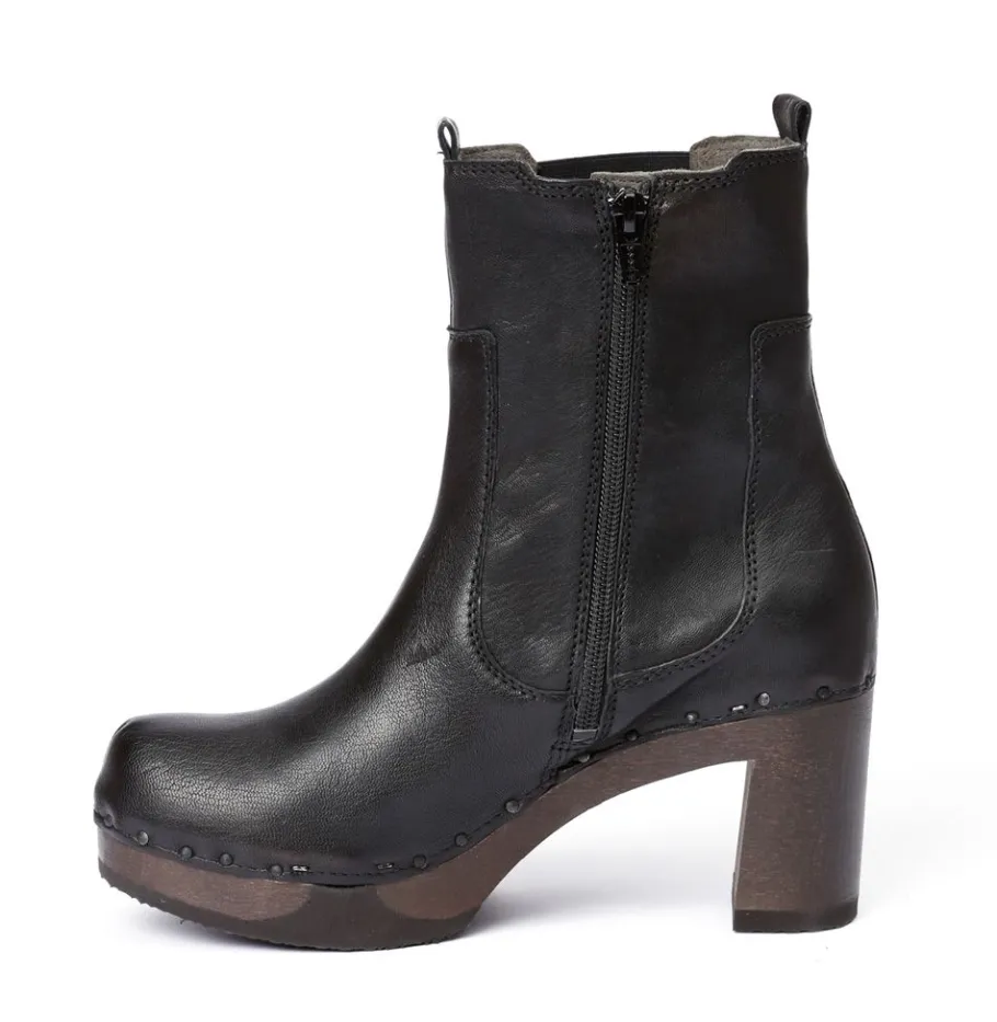 SOFTCLOX Laurentia Washed Nappa Schwarz-Frau Stiefeletten